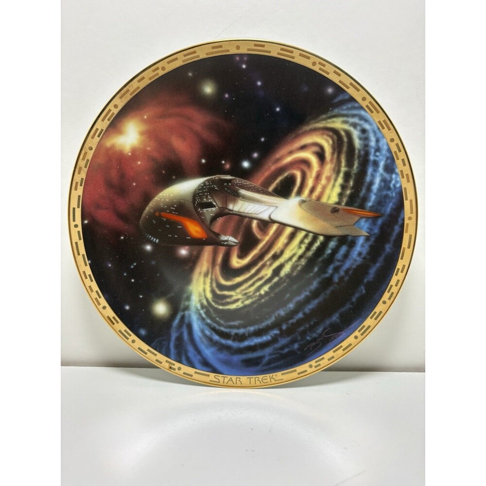 Star Trek The Voyagers Plate, 1994 Ferengi Marauder Hamilton Collection Plate